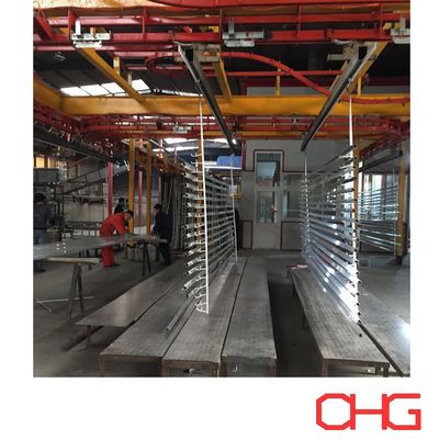 Qualität Produktionslinie für Pulverbeschichtung mit unterschiedlichen Größen Aluminiumprofil kundenspezifisches Beschichtungshardware Sprühen usine
